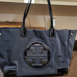 Tory Burch- nylon carry all bag